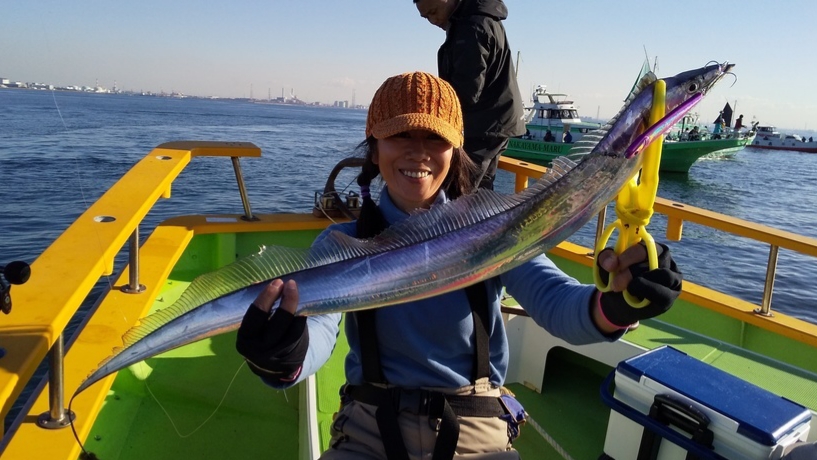 12月太刀魚の美味しい季節にはタチウオジギング@渡辺釣船店